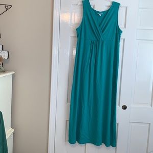 Old Navy maternity dress